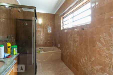 Casa à venda com 280m², 4 quartos e 5 vagas Casa à venda com 280m², 4 quartos e 5 vagassuíte