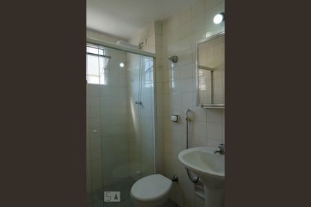 Apartamento para alugar com 74m², 2 quartos e 1 vaga Apartamento para alugar com 74m², 2 quartos e 1 vagaBanheiro