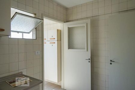 Apartamento para alugar com 74m², 2 quartos e 1 vaga Apartamento para alugar com 74m², 2 quartos e 1 vagaCozinha