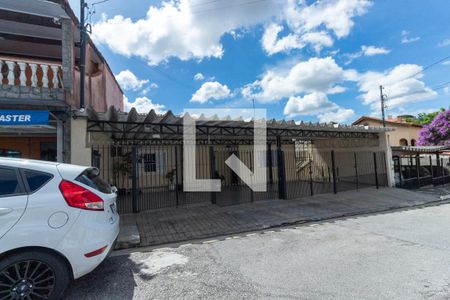 Casa à venda com 274m², 4 quartos e 4 vagasFachada