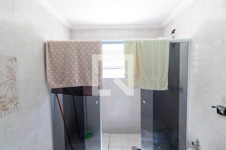 Casa à venda com 274m², 4 quartos e 4 vagasBanheiro 2