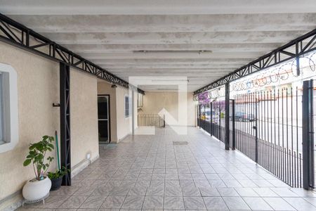 Casa à venda com 274m², 4 quartos e 4 vagasGaragem