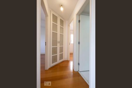 Apartamento à venda com 60m², 2 quartos e 1 vaga Apartamento à venda com 60m², 2 quartos e 1 vagaCorredor