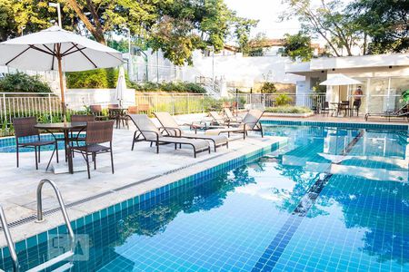 Apartamento à venda com 60m², 2 quartos e 1 vaga Apartamento à venda com 60m², 2 quartos e 1 vagaPiscina