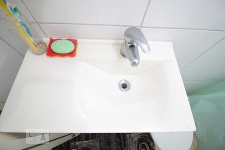 Casa à venda com 70m², 3 quartos e sem vagaPia do Banheiro de serviço