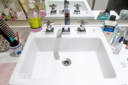 Apartamento à venda com 120m², 4 quartos e 1 vagaBanheiro Social