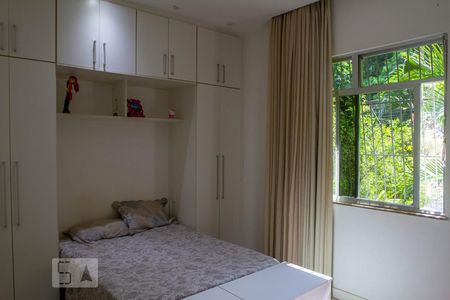 Apartamento à venda com 120m², 4 quartos e 1 vagaQuarto 2