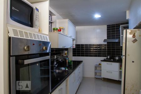 Apartamento à venda com 120m², 4 quartos e 1 vagaCozinha