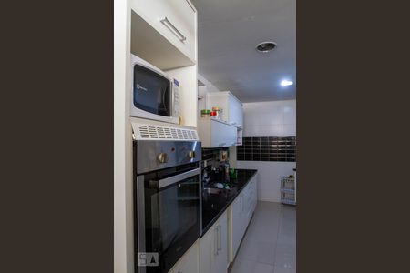 Apartamento à venda com 120m², 4 quartos e 1 vagaCozinha