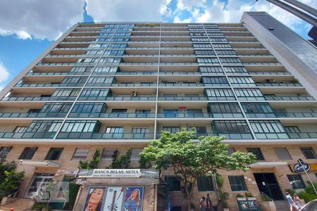 Apartamento à venda com 130m², 3 quartos e sem vaga Apartamento à venda com 130m², 3 quartos e sem vagaFachada