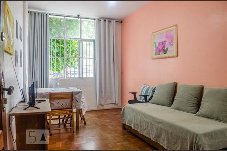 Sala de apartamento para alugar com 1 quarto, 45m² em Barra, Salvador