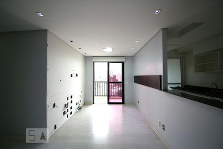 Sala de apartamento para alugar com 2 quartos, 50m² em Jardim Umuarama, São Paulo