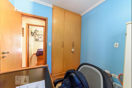 Apartamento à venda com 176m², 4 quartos e 3 vagas Apartamento à venda com 176m², 4 quartos e 3 vagasEscritório