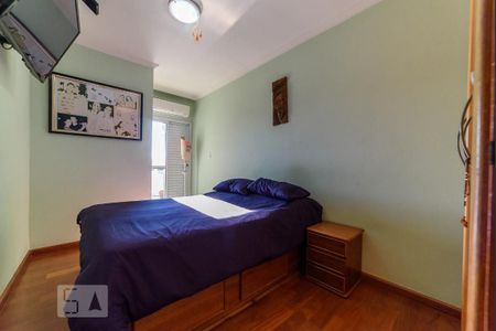 Apartamento à venda com 176m², 4 quartos e 3 vagas Apartamento à venda com 176m², 4 quartos e 3 vagasSuíte