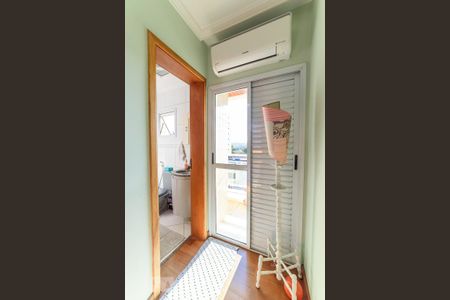 Apartamento à venda com 176m², 4 quartos e 3 vagas Apartamento à venda com 176m², 4 quartos e 3 vagasSuíte