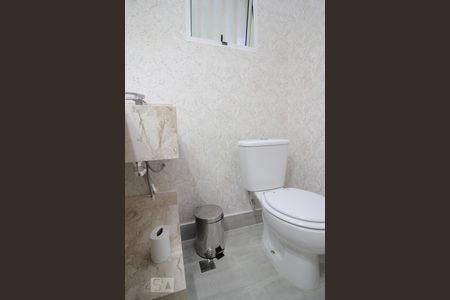 Lavabo de casa à venda com 3 quartos, 215m² em Parque São Luís, São Paulo