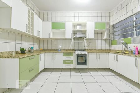 Apartamento à venda com 93m², 2 quartos e sem vaga Apartamento à venda com 93m², 2 quartos e sem vagaCozinha