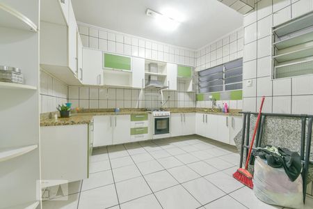 Apartamento à venda com 93m², 2 quartos e sem vaga Apartamento à venda com 93m², 2 quartos e sem vagaCozinha