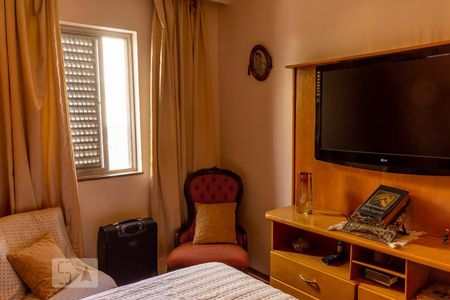 Casa à venda com 250m², 3 quartos e 4 vagas Casa à venda com 250m², 3 quartos e 4 vagasQuarto 1