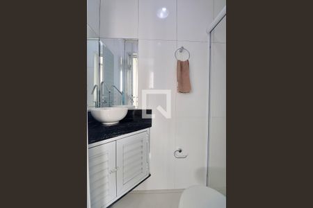 Apartamento à venda com 227m², 3 quartos e 4 vagasBanheiro de serviço