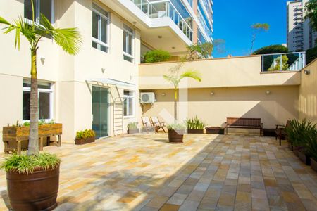 Apartamento à venda com 227m², 3 quartos e 4 vagas Apartamento à venda com 227m², 3 quartos e 4 vagasÁrea comum