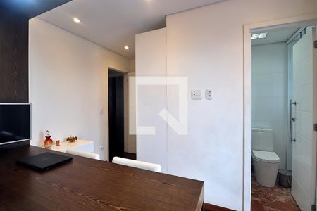 Apartamento à venda com 227m², 3 quartos e 4 vagasSuíte 1