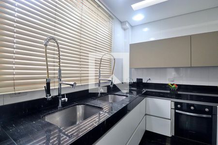 Apartamento à venda com 227m², 3 quartos e 4 vagasCozinha