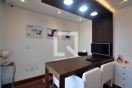 Apartamento à venda com 227m², 3 quartos e 4 vagasSuíte 1