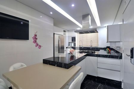 Apartamento à venda com 227m², 3 quartos e 4 vagasCozinha