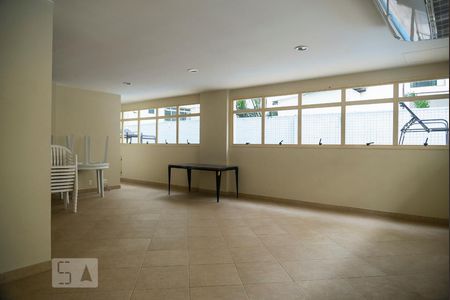 Apartamento à venda com 178m², 2 quartos e 3 vagas Apartamento à venda com 178m², 2 quartos e 3 vagasÁrea comum
