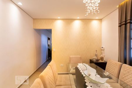 Casa à venda com 180m², 3 quartos e 4 vagas Casa à venda com 180m², 3 quartos e 4 vagasCopa