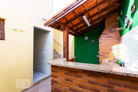 Casa à venda com 180m², 3 quartos e 4 vagas Casa à venda com 180m², 3 quartos e 4 vagasChurrasqueira