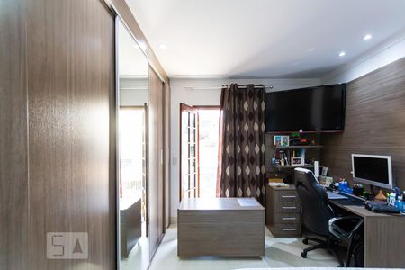 Casa à venda com 180m², 3 quartos e 4 vagas Casa à venda com 180m², 3 quartos e 4 vagasSuíte 3