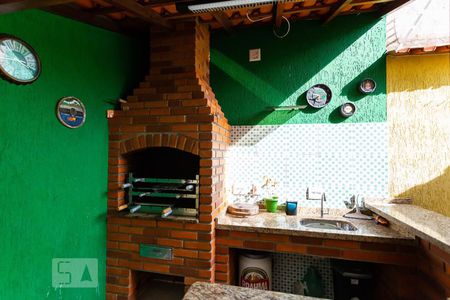 Casa à venda com 180m², 3 quartos e 4 vagas Casa à venda com 180m², 3 quartos e 4 vagasChurrasqueira