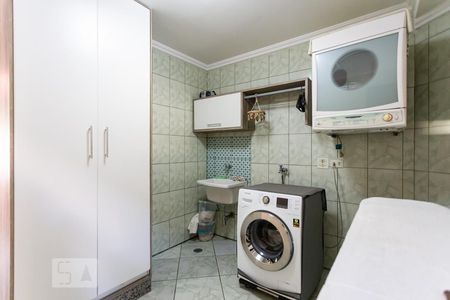 Casa à venda com 180m², 3 quartos e 4 vagas Casa à venda com 180m², 3 quartos e 4 vagasÁrea de Serviço