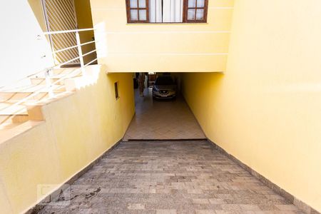 Casa à venda com 180m², 3 quartos e 4 vagas Casa à venda com 180m², 3 quartos e 4 vagasGaragem