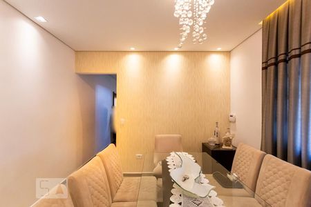 Casa à venda com 180m², 3 quartos e 4 vagas Casa à venda com 180m², 3 quartos e 4 vagasCopa