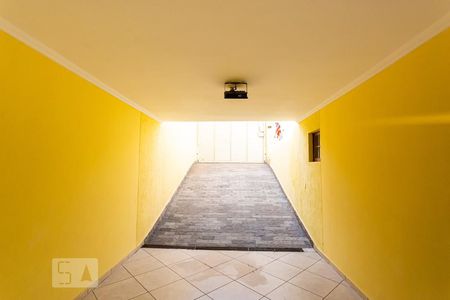 Casa à venda com 180m², 3 quartos e 4 vagas Casa à venda com 180m², 3 quartos e 4 vagasGaragem