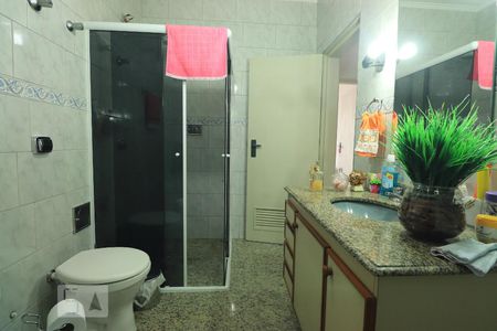 Apartamento à venda com 118m², 2 quartos e sem vagaBanheiro