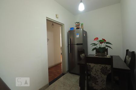 Apartamento à venda com 118m², 2 quartos e sem vagaCozinha
