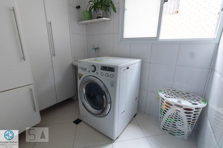 Apartamento à venda com 110m², 3 quartos e 2 vagas Apartamento à venda com 110m², 3 quartos e 2 vagasÁrea de serviço