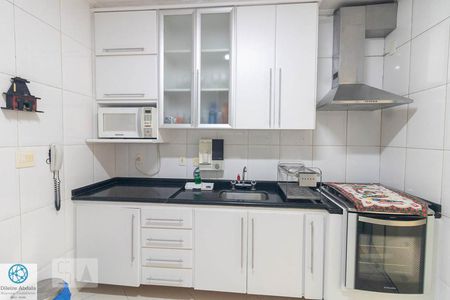 Apartamento à venda com 110m², 3 quartos e 2 vagas Apartamento à venda com 110m², 3 quartos e 2 vagasCozinha