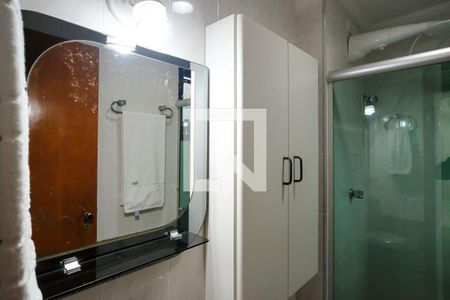 Apartamento à venda com 122m², 2 quartos e 3 vagasBanheiro da Suíte