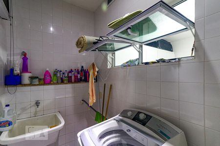 Casa à venda com 236m², 5 quartos e 3 vagasÁrea de Serviço