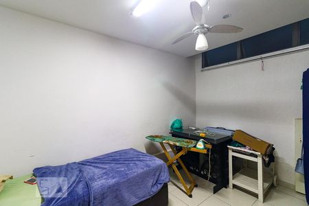 Casa à venda com 236m², 5 quartos e 3 vagasÁrea de Serviço