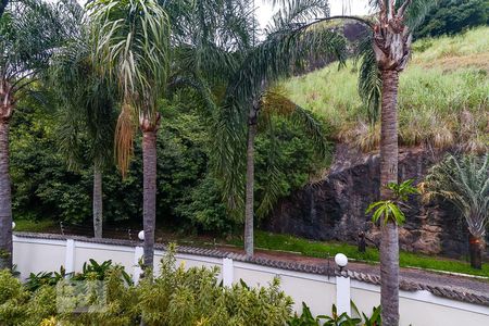 Casa à venda com 236m², 5 quartos e 3 vagasVista