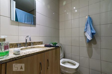 Casa à venda com 236m², 5 quartos e 3 vagasBanheiro da Suíte 1