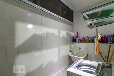 Casa à venda com 236m², 5 quartos e 3 vagasÁrea de Serviço