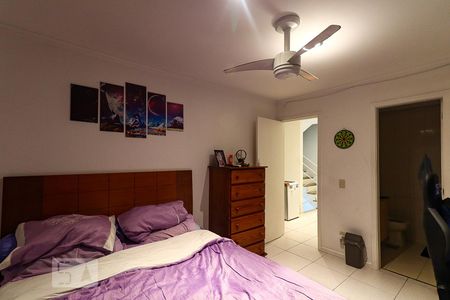 Casa à venda com 236m², 5 quartos e 3 vagasSuíte 1