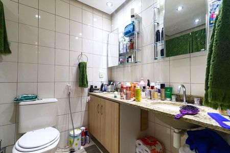 Casa à venda com 236m², 5 quartos e 3 vagasBanheiro da Suíte 3